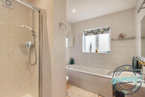 Four piece bathroom
