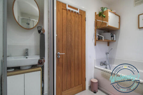 Four piece bathroom