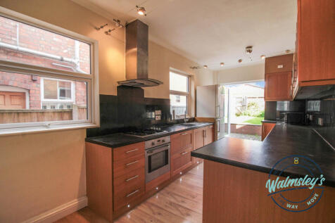 Kitchen breakfast room