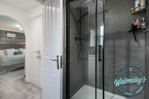 En-suite shower room