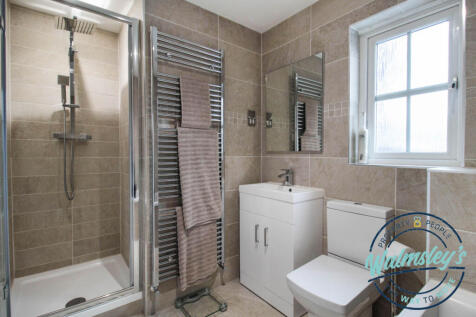 4 piece family bathroom