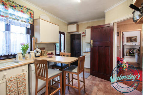 Kitchen breakfast room