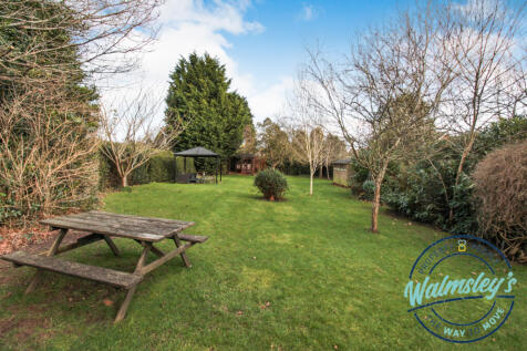 Superb &#34;double plot&#34; gardens
