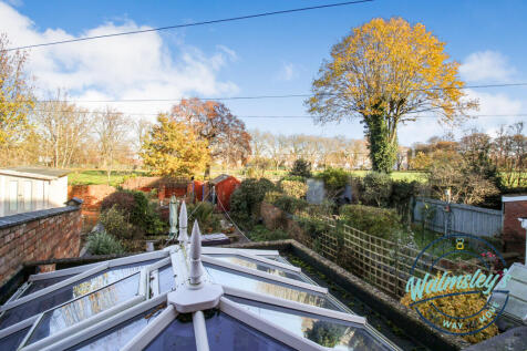 Rear view over Spencer Park