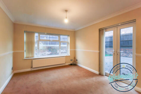 French doors to rear gardens from extension