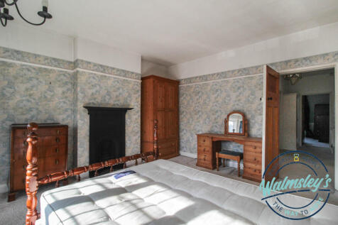 Main bedroom
