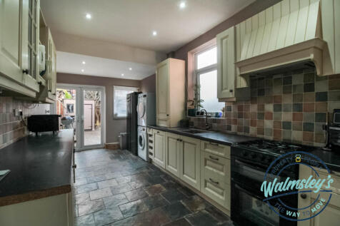 Kitchen breakfast room