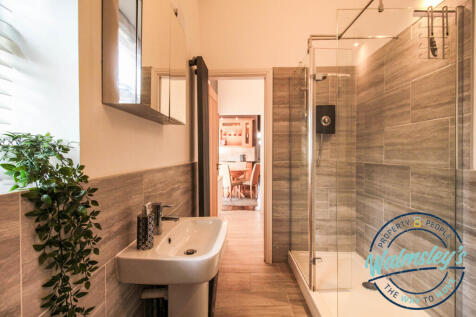4 piece bathroom
