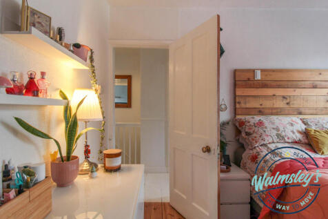 Main bedroom towards landing