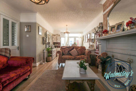 Sitting dining room