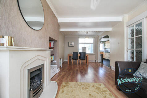 Sitting dining room