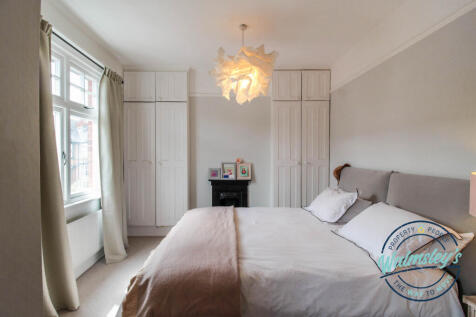 Main bedroom