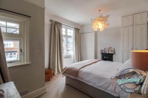 Main bedroom