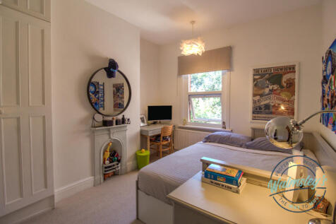 Bedroom three (middle with garden views)
