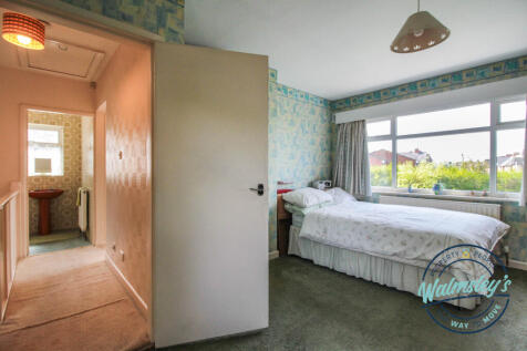 Landing &amp; double bedroom
