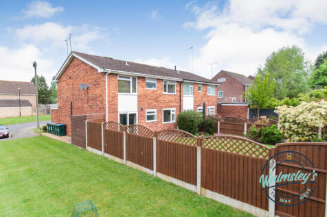 Ground floor maisonette with lovely gardens