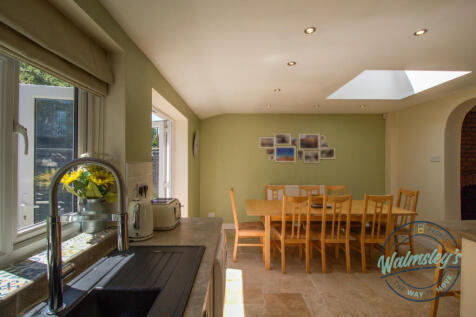 Kitchen dining overlooking gardens