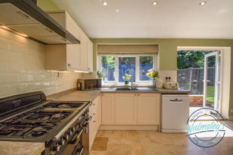 Kitchen dining