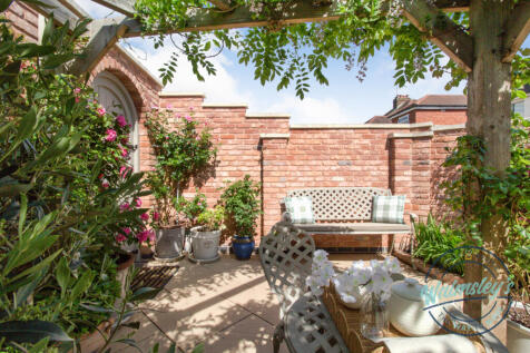 Stunning gardens_1