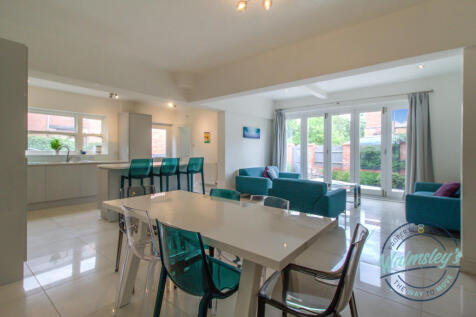 Kitchen dining &amp; family room 2