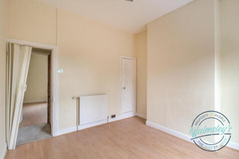 Front bedroom