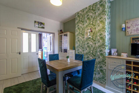 Rear dining room