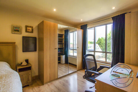 Main loft bedroom rear