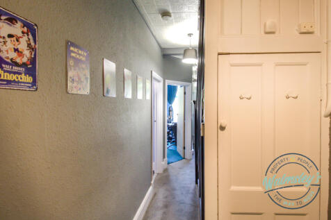 Hallway from rear sitting room