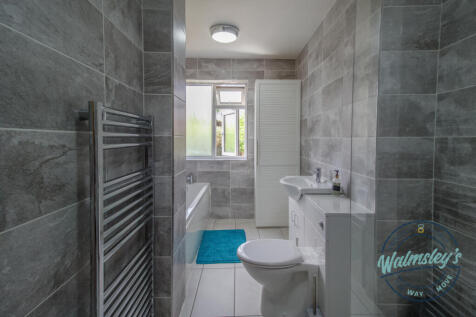 4 piece bathroom