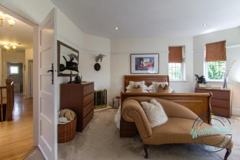 Main bedroom detail