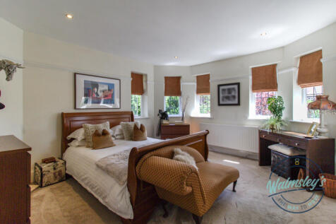 Main bedroom