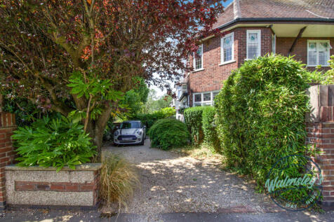 Driveway from Hartington_