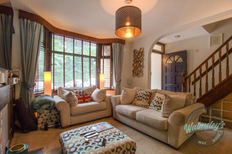 Sitting room &amp; staircase
