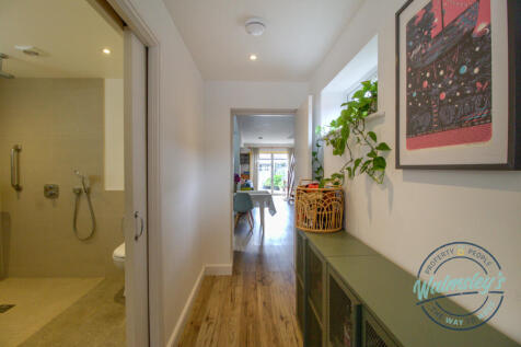 Extension towards living areas
