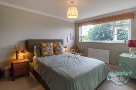 Main bedroom