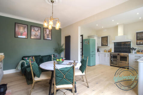 Kitchen dining style