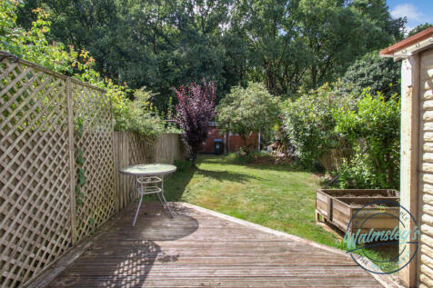 Rear backing woodland areas