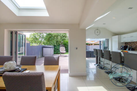 Family room with bi folding doors