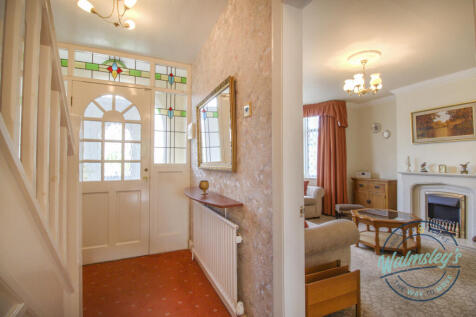 Hallway &amp; sitting room