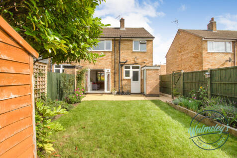 Rear garden towards house