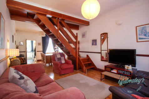 Sitting dining room