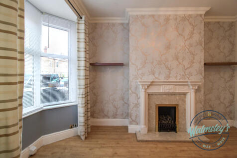 Front double bedroom