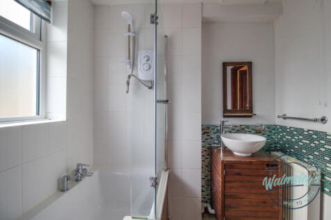 Ground floor bathroom