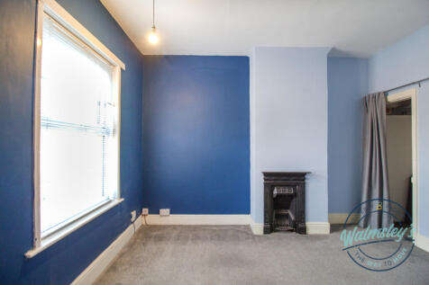 Front bedroom