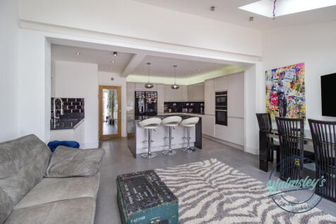 Kitchen family room extension