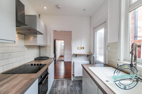 Well fitted kitchen