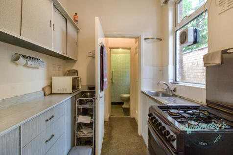 Kitchen towards bathroom