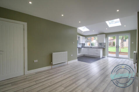 Family dining &amp; kitchen extension