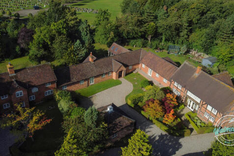 Aerial close