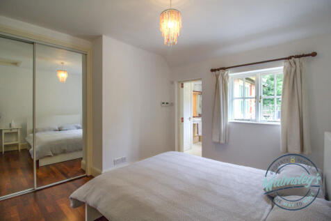 Double bedroom with ensuite